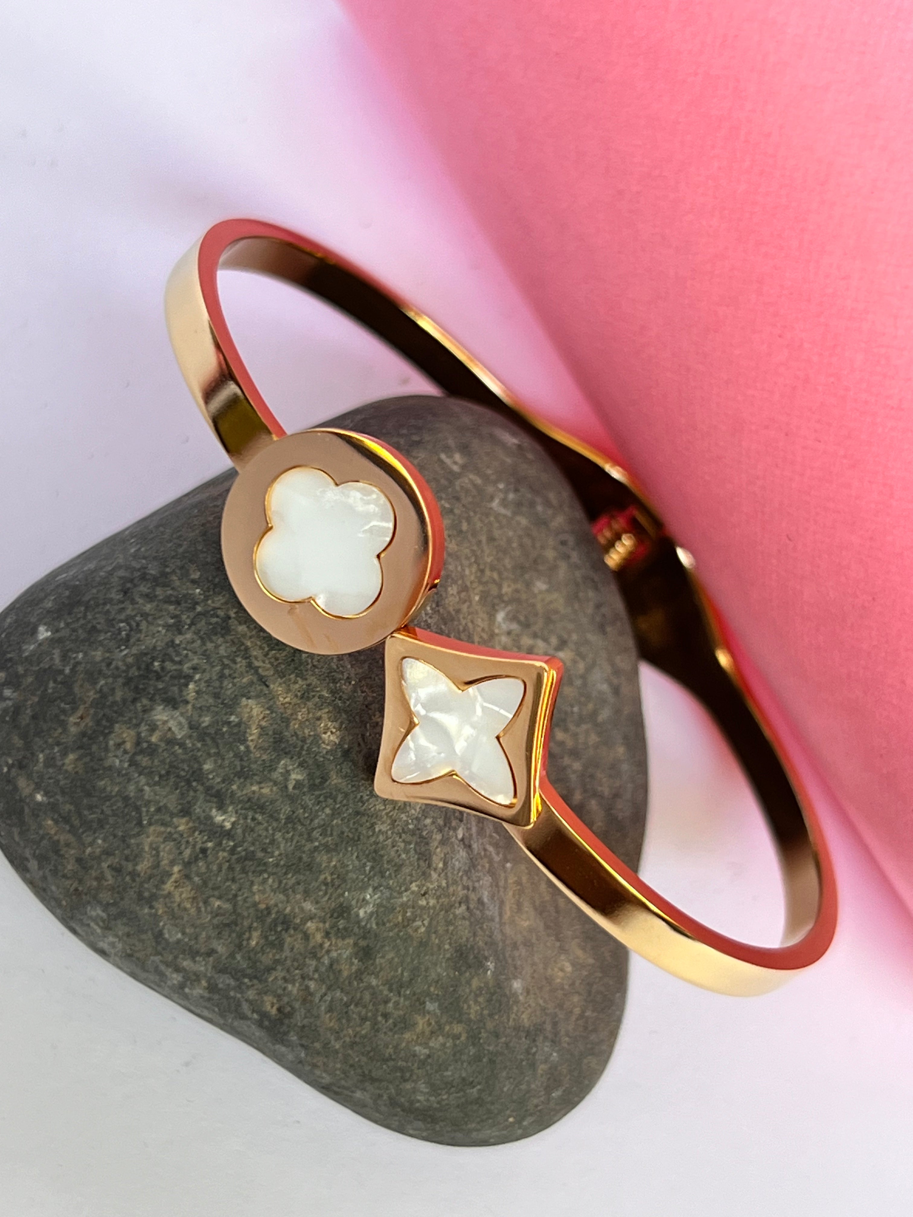 CLOVIÀ B & W Anti-Tarnish Bracelet