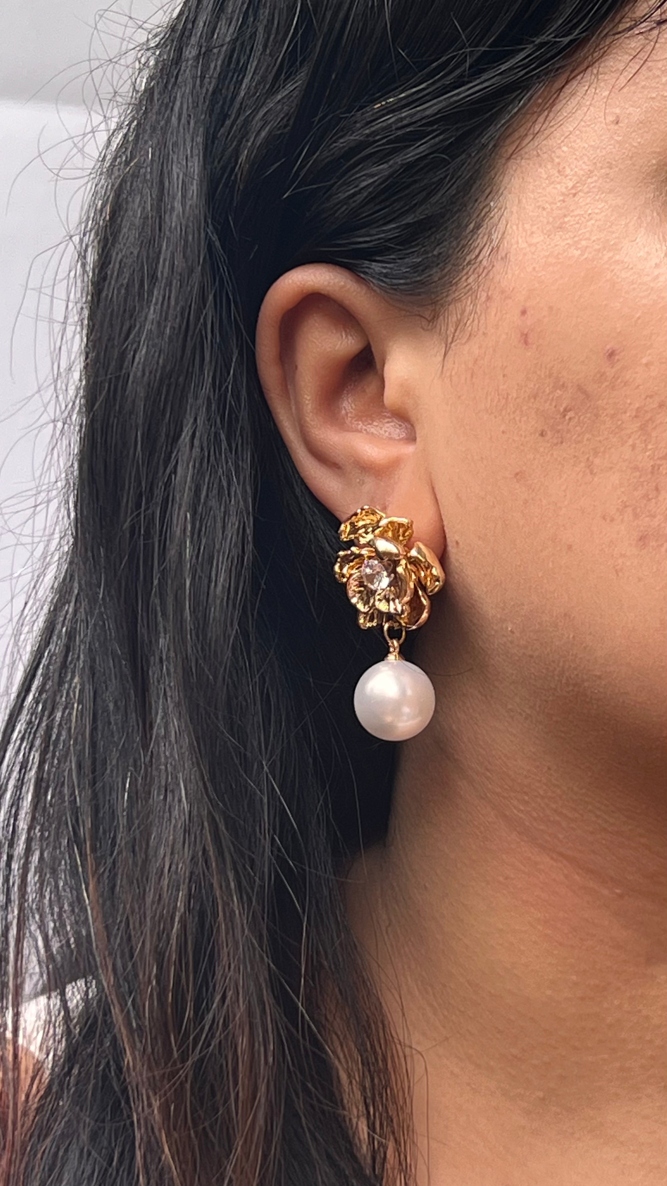GOLD FLORA PEARL Fashion Earrings