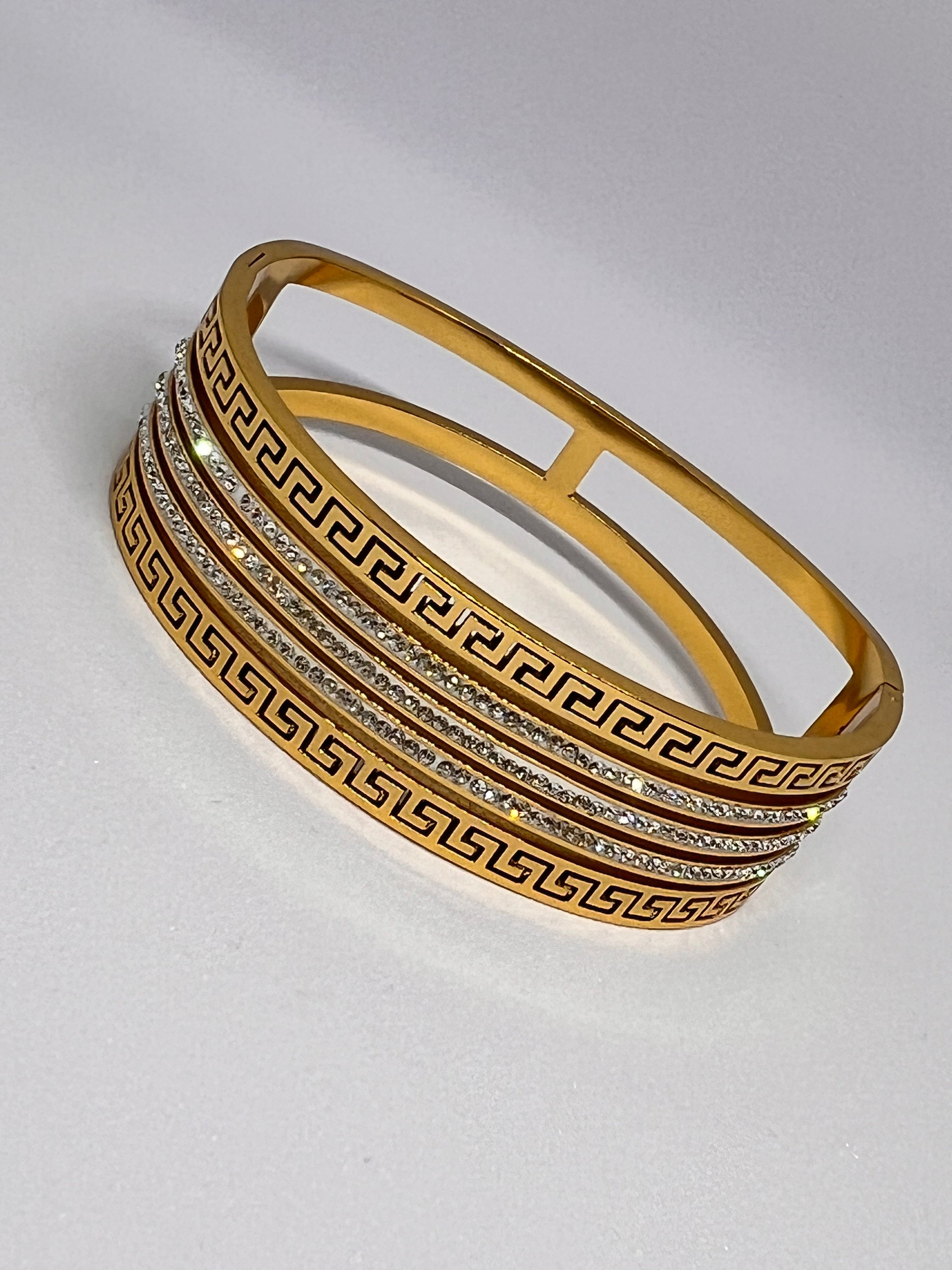 LUXÈ Anti-Tarnish Bracelet