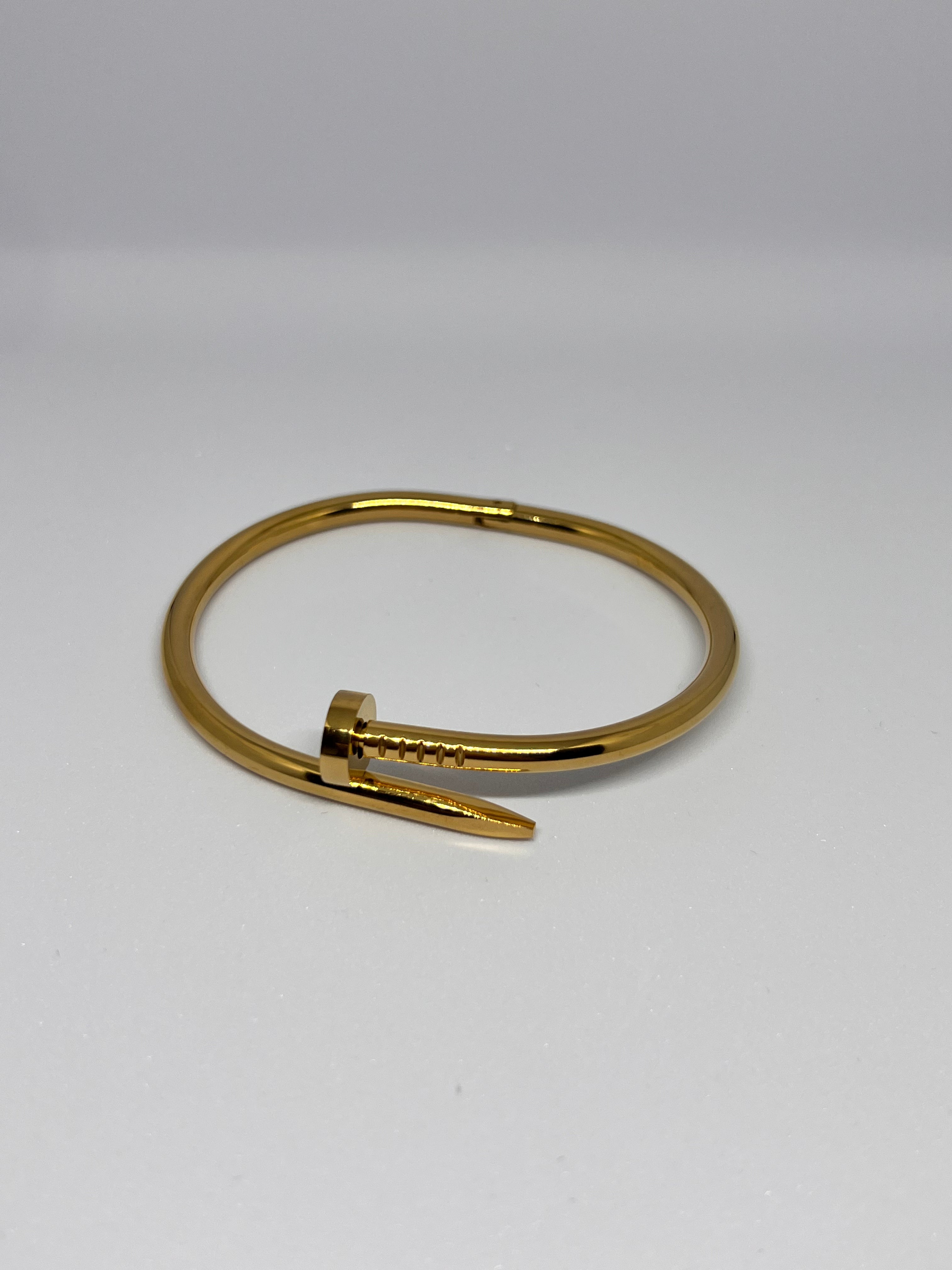 NAILÁ Anti-Tarnish Bracelet