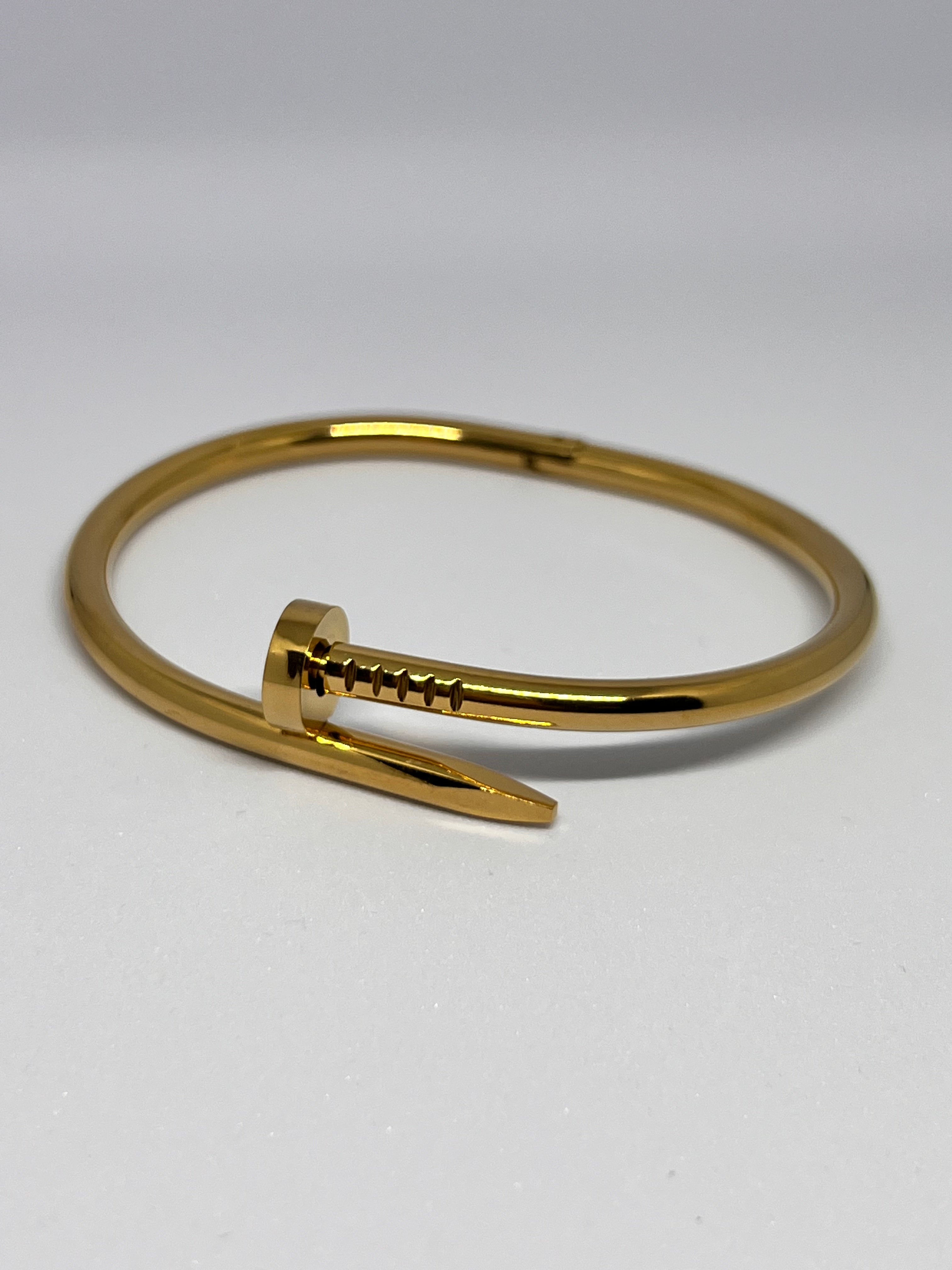 NAILÁ Anti-Tarnish Bracelet