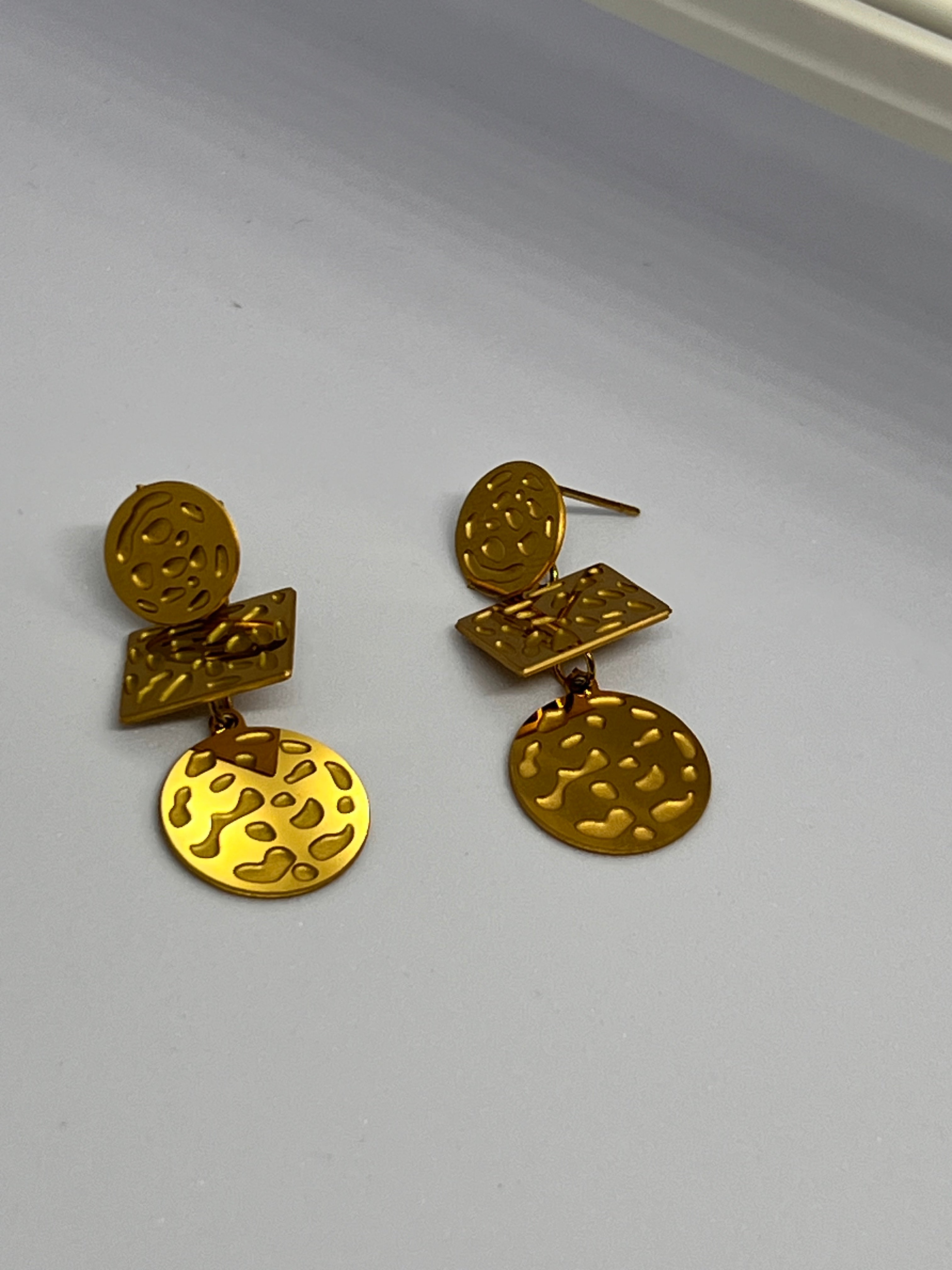 GOLDEW Anti-tarnish Earrings