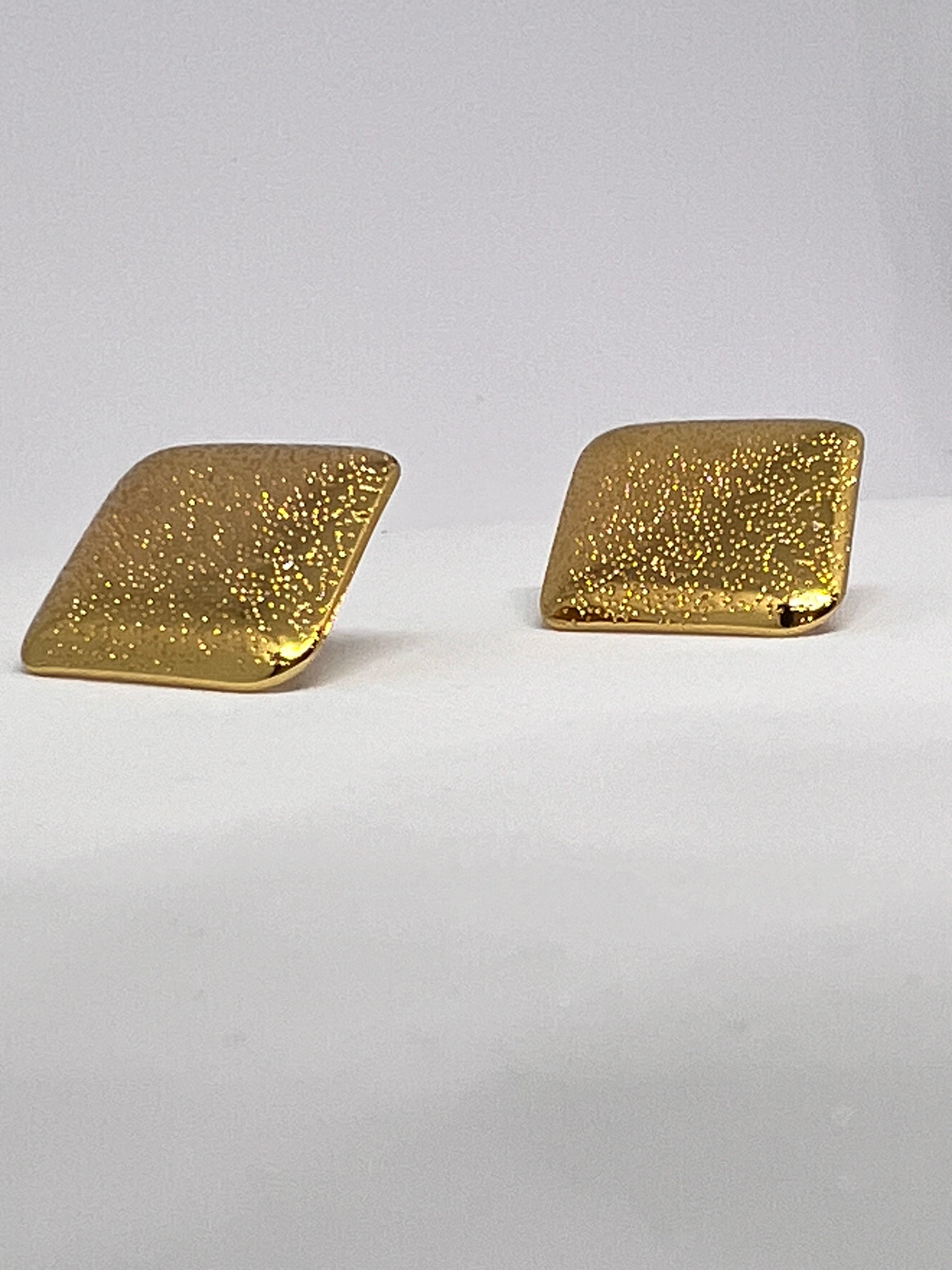 JYNX Anti-tarnish stud