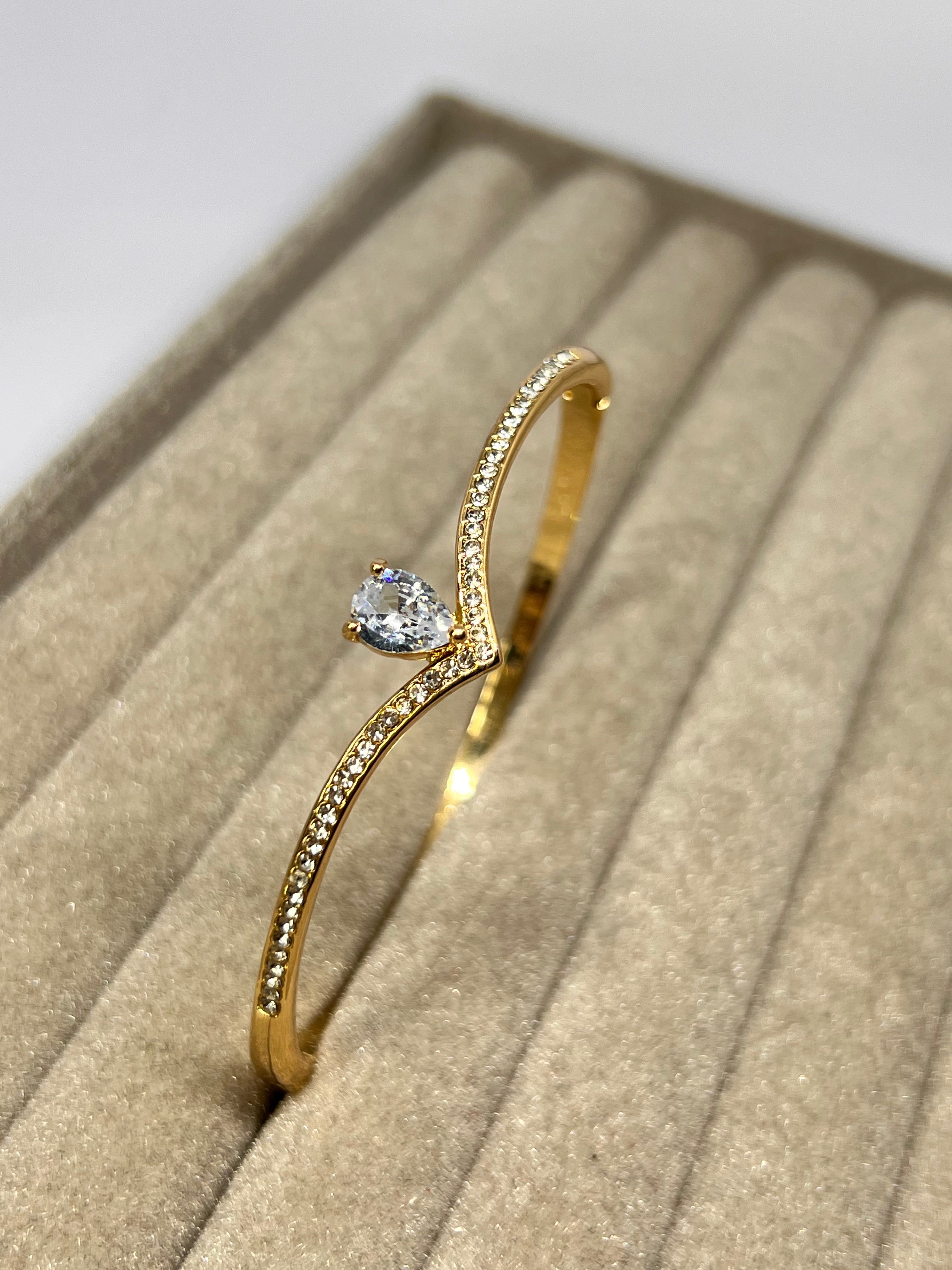 TIARA Anti-Tarnish Bracelet