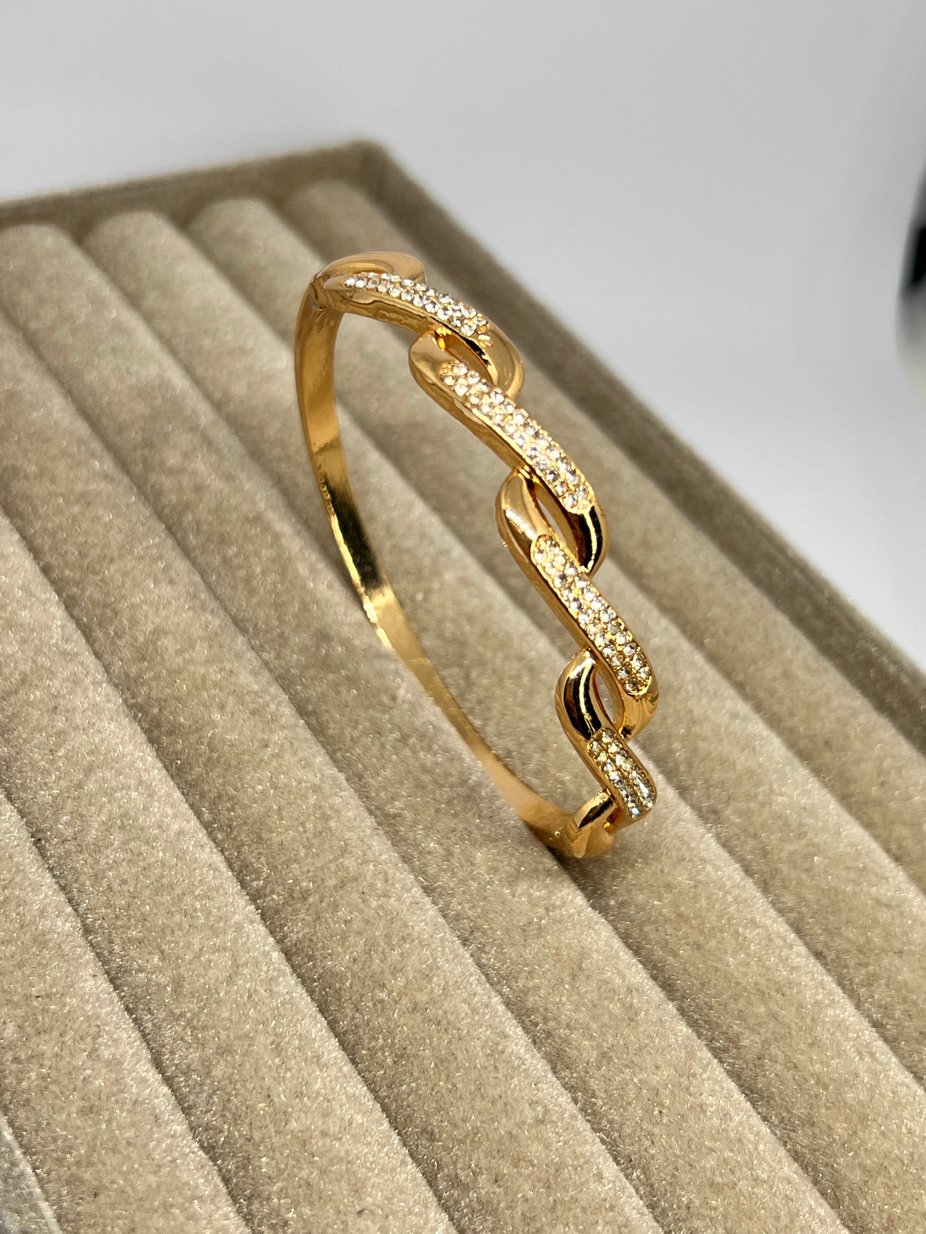 AURELIA Anti-Tarnish Bracelet