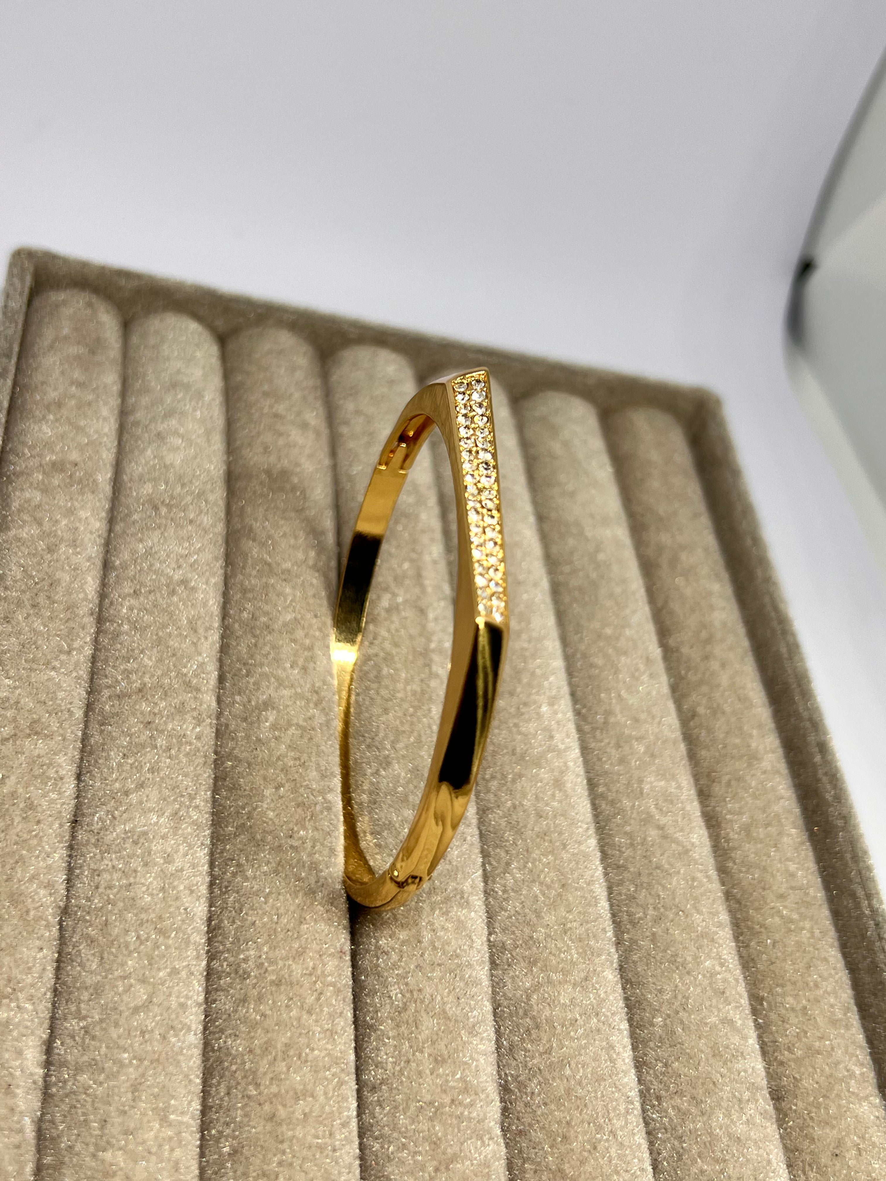 STELLA Anti-Tarnish Bracelet