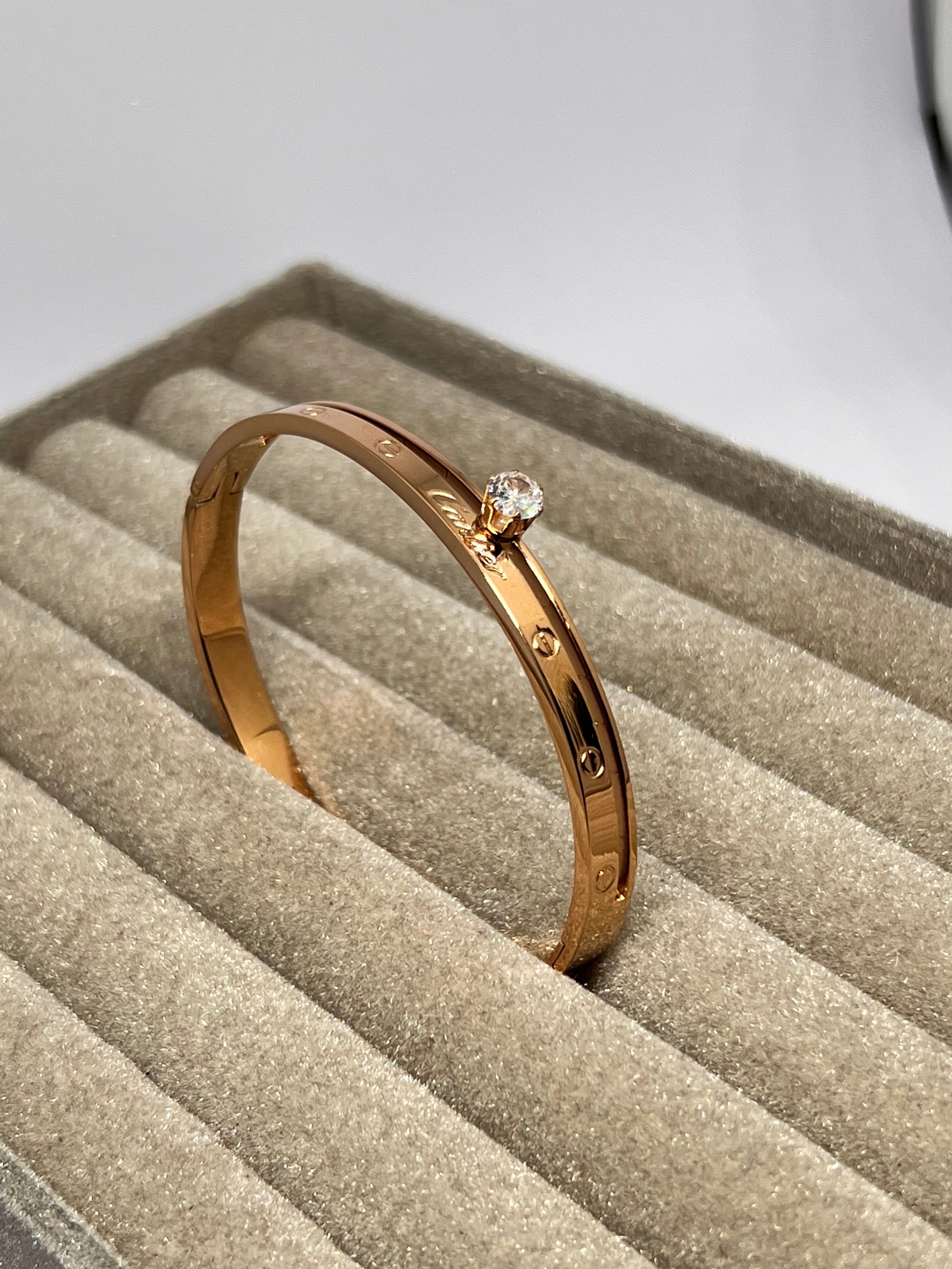 CARTER Anti-Tarnish Bracelet