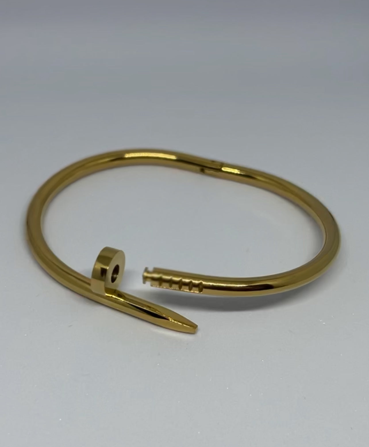 NAILÁ Anti-Tarnish Bracelet