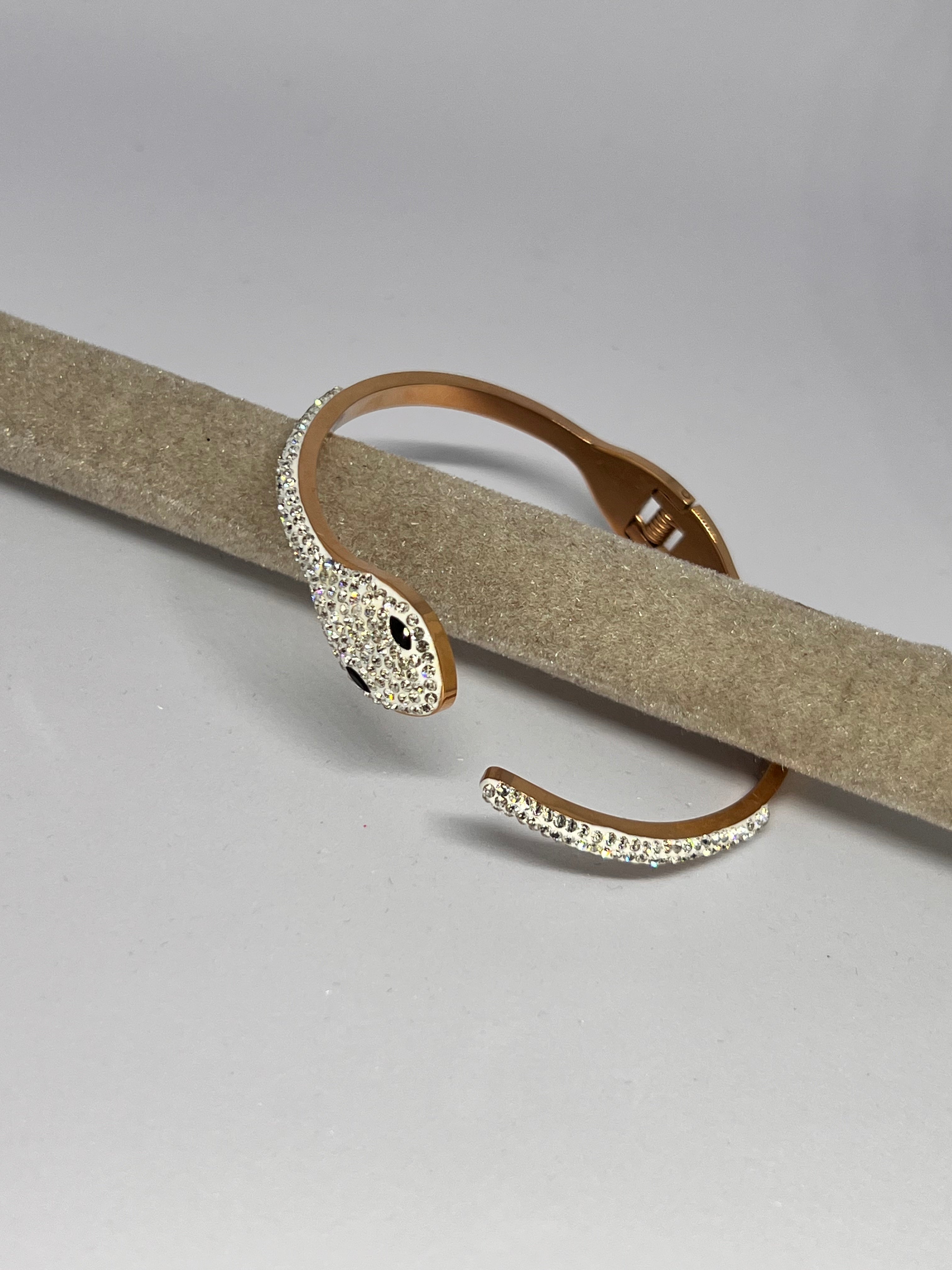 ZARYA Anti-Tarnish Serpent Bracelet