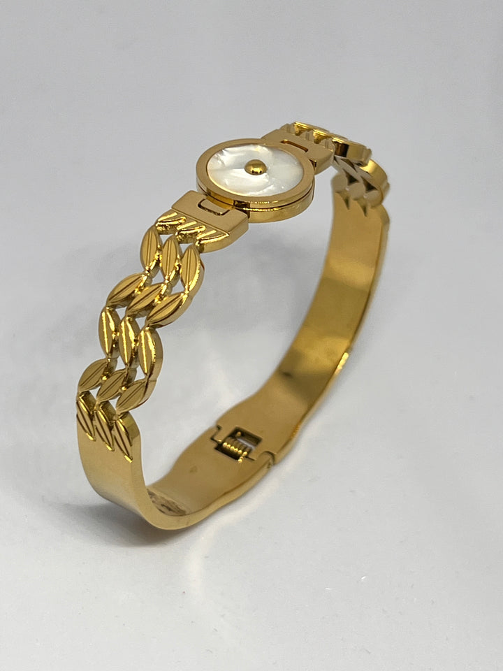ELYRA Anti-Tarnish Bracelet