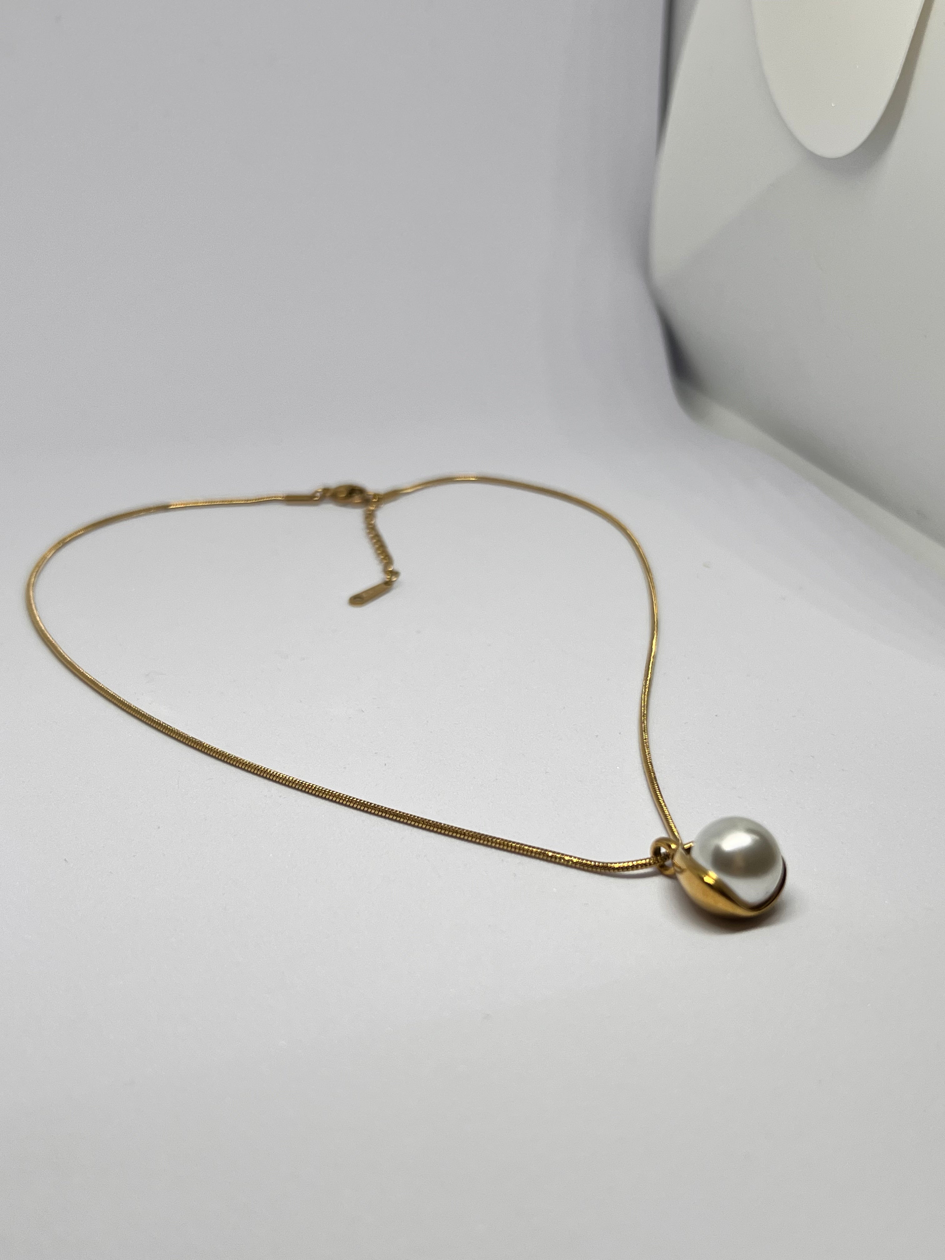 PEARLA Bloom Anti-Tarnish Necklace